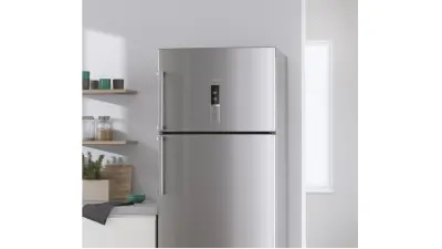 freestanding fridge-freezer 