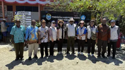 Seremoni program pertanian berkelanjutan di Kabupaten Nabire Tahun ini Bosch memperluas dukungan melalui program pertanian berkelanjutan sebagai langkah untuk mendorong tranformasi masyarakat secara menyeluruh 